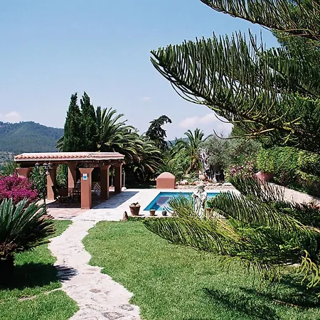 Hébergement de vacances Mansion In With Private Pool