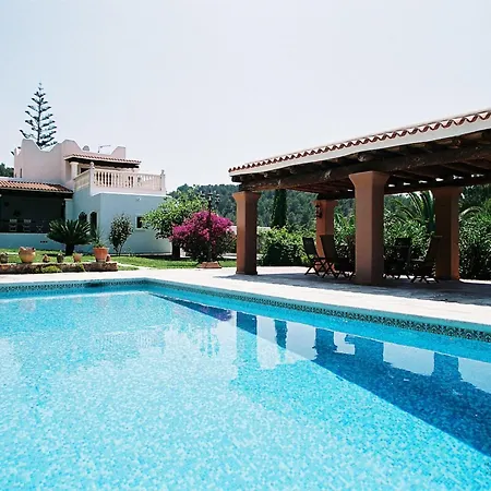 Mansion In With Private Pool Hébergement de vacances Santa Eulària des Riu