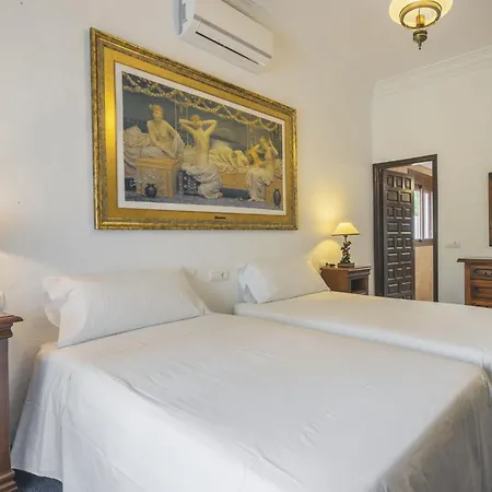 Nyaraló Mansion In With Private Pool *