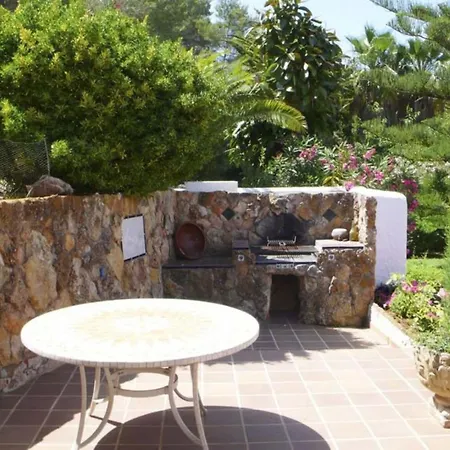 Mansion In With Private Pool Nyaraló Santa Eularia des Riu