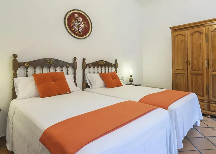 Mansion In With Private Pool Hébergement de vacances